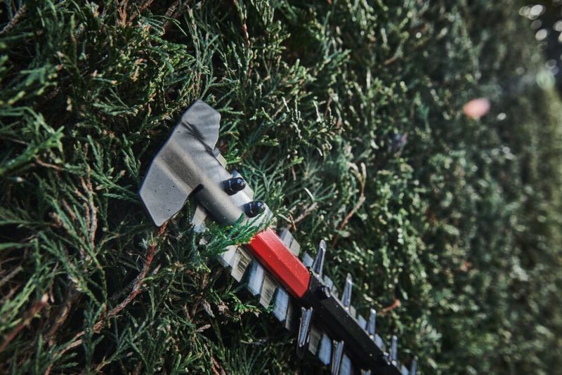 Milwaukee M18 FHET45-802 Batteridriven Häcksax 45cm (2x8,0ah)