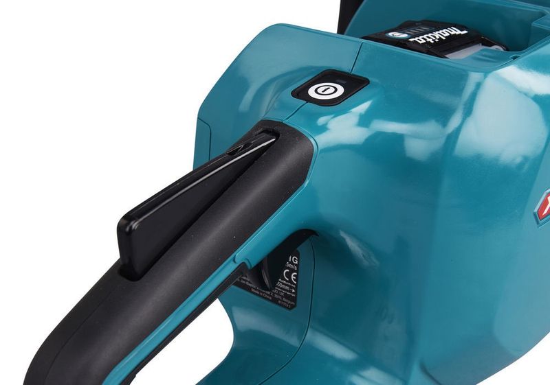 Makita UC011GZ Kedjesåg XGT 40V (utan battterier)