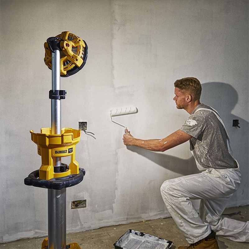 DeWalt DCL079 Tripod Arbetslampa 18V XR (utan batterier)