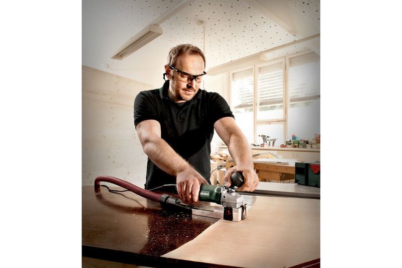 Metabo LF 724-S Lackfräs i METABOX