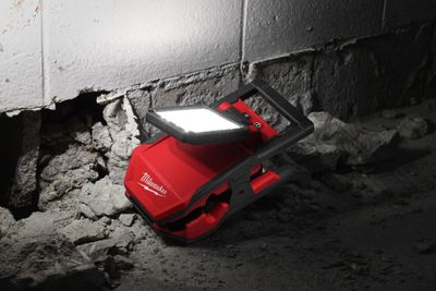 Milwaukee M18 PAL2-0 Ställbar Områdesbelysning 18V 500-2000lm (utan batterier)