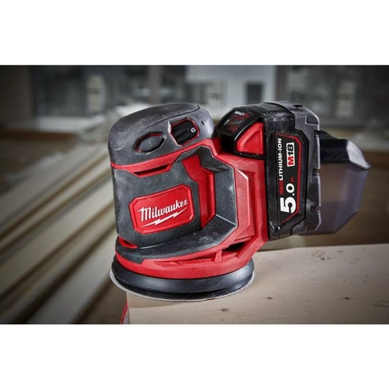 Milwaukee M18 BOS125-0 Slipmaskin 18V (Utan batterier)