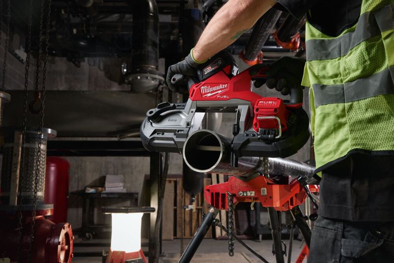 Milwaukee M18 FBS127 Bandsåg 18V 127x127 mm (utan batterier)