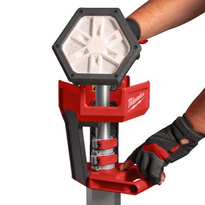 Milwaukee M18 SAL2-0 Arbetslampa med stativ 18V (utan batterier)