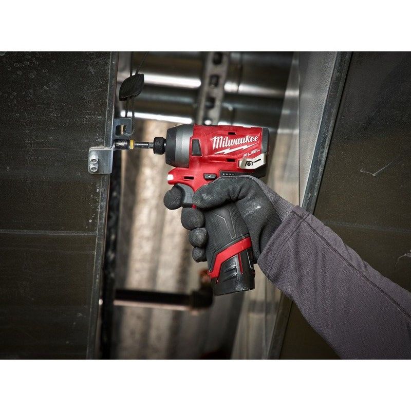 Milwaukee M12 FPP2A2-402X Combokit 12V FPD2+FID2 (2x4,0ah)