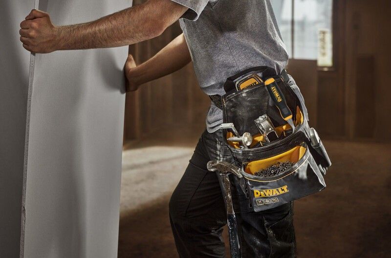 DeWalt DWST40101-1 Verktygsficka med 12 fack och bälte