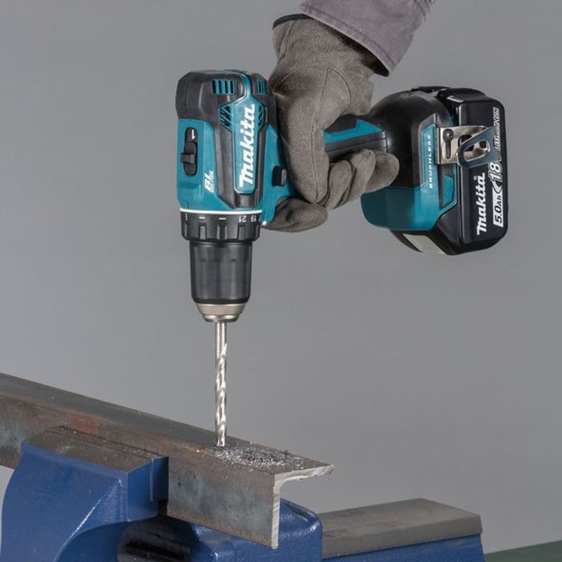 Makita DDF485RGJ Borr-/Skruvdragare 18V (2x6,0ah)