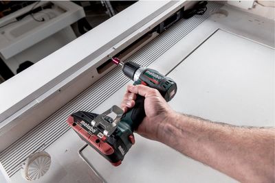 Metabo BS 18 L BL batteridriven borr-/skruvdragare