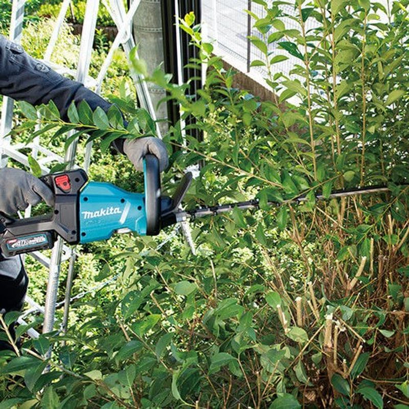 Makita UH006GZ Häcksax XGT® 40V 600mm (utan batteri)