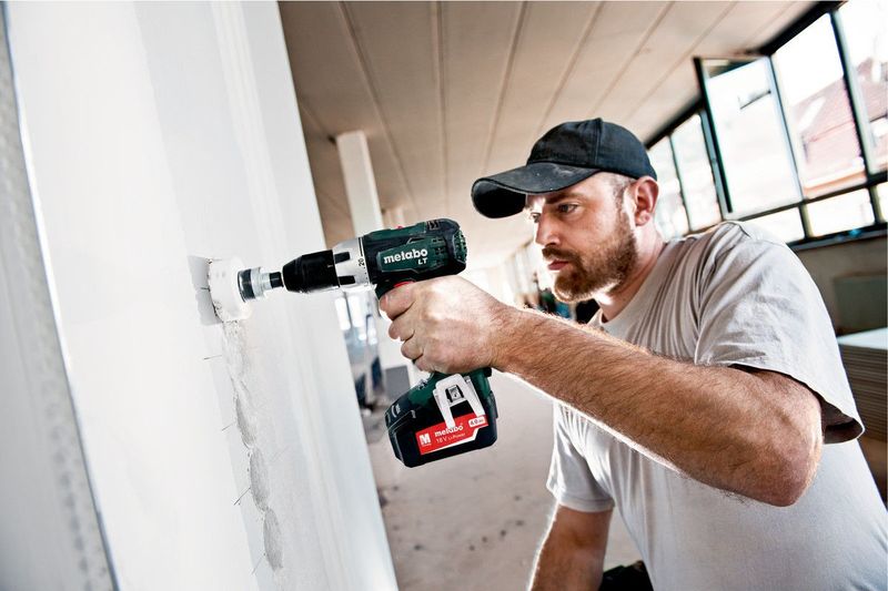 Metabo BS 18 LT Borr-/Skruvdragare 18V (Naken)