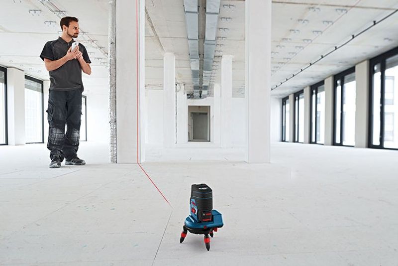 Bosch GCL 2-50 C Kors-/Linjelaser + RM2 +BT150