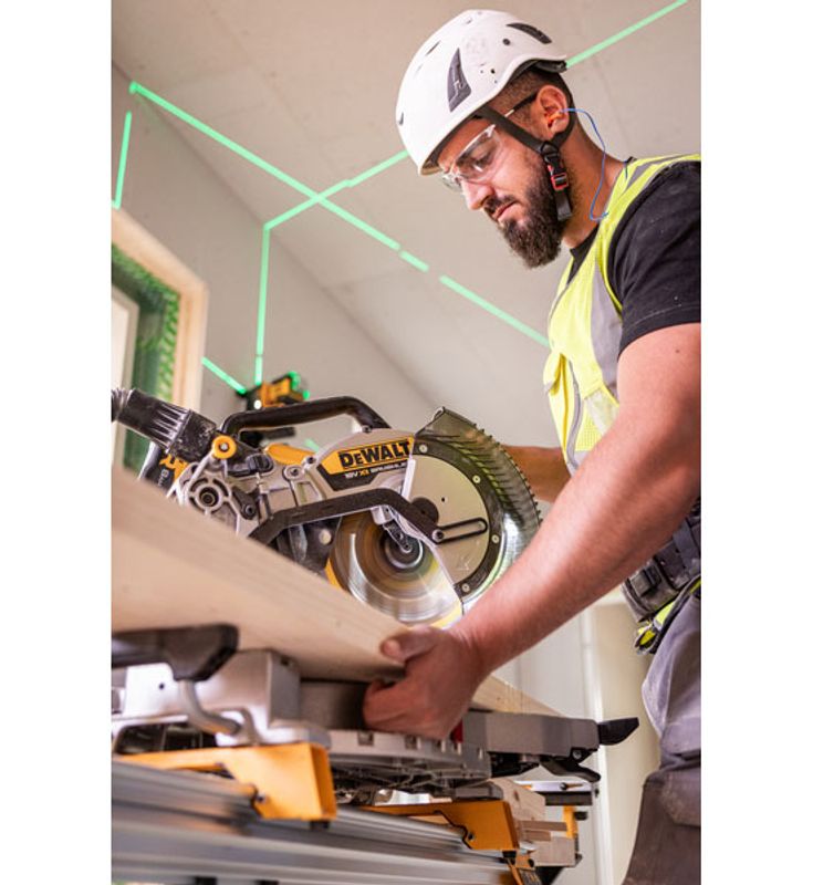 DeWalt DCS782N Kap-/Gersåg utan batteri 18V XR 305mm (utan batterier)