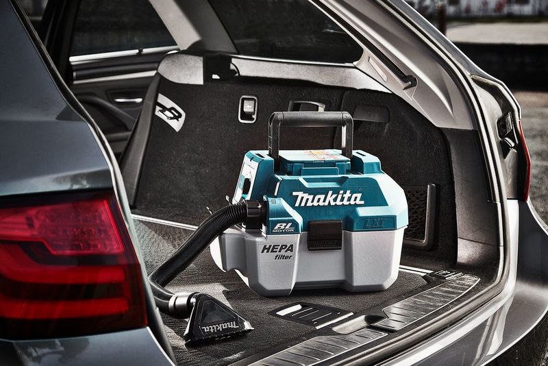 Makita DVC750LZ Dammsugare 18V LI-ION (Utan batterier)