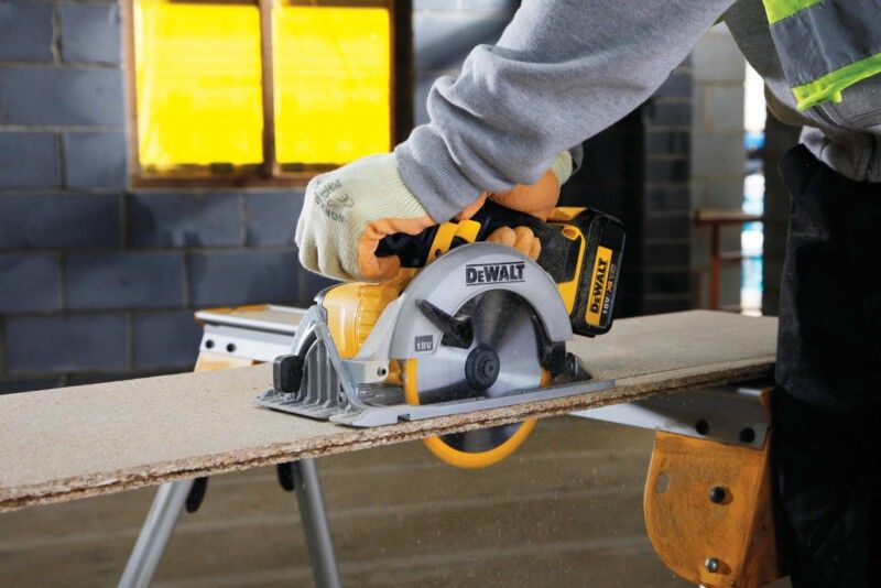 DeWalt DCS391NT Cirkelsåg 18V XR 165mm T-STAK (utan batterier)