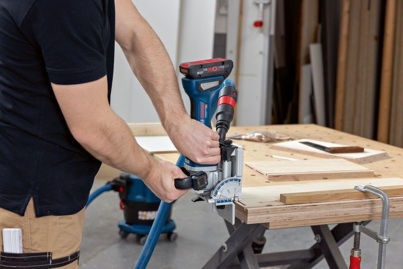 Bosch GFF 18V-22 Batteridriven Lamellfräs 18V L-BOXX (utan batterier)