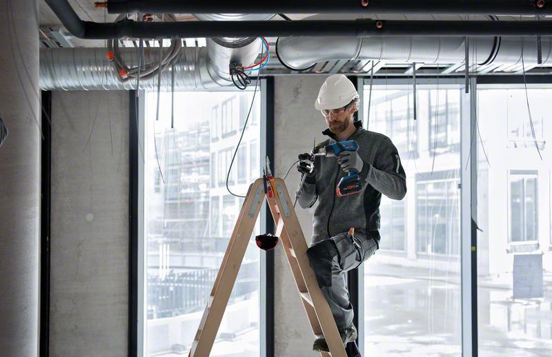 Bosch GHG 18V-50 Varmluftspistol 18V 300/500C L-BOXX (utan batterier)