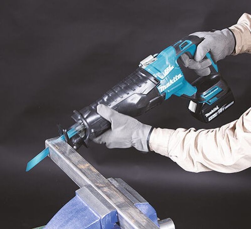 Makita DJR187RTE Tigersåg 18V Kolborstfri (2x5,0ah)