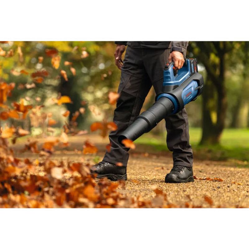 Bosch GBL 18V-800 Lövblås 18V (utan batterier)