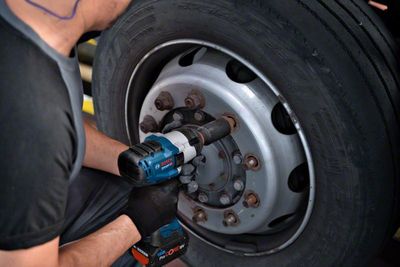 Bosch GDS 18V-1050 H  Mutterdragare 18V BITURBO 3/4" (utan batteri)