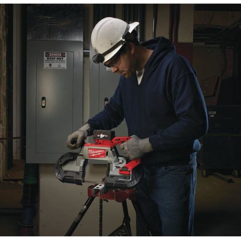 Milwaukee M18 CBS125-0 Batteribandsåg 18V (Utan batterier)