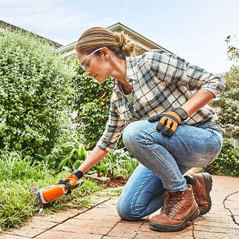 Stihl HSA 26 Buskhäcksax 20cm 10,8V (Utan batterier)