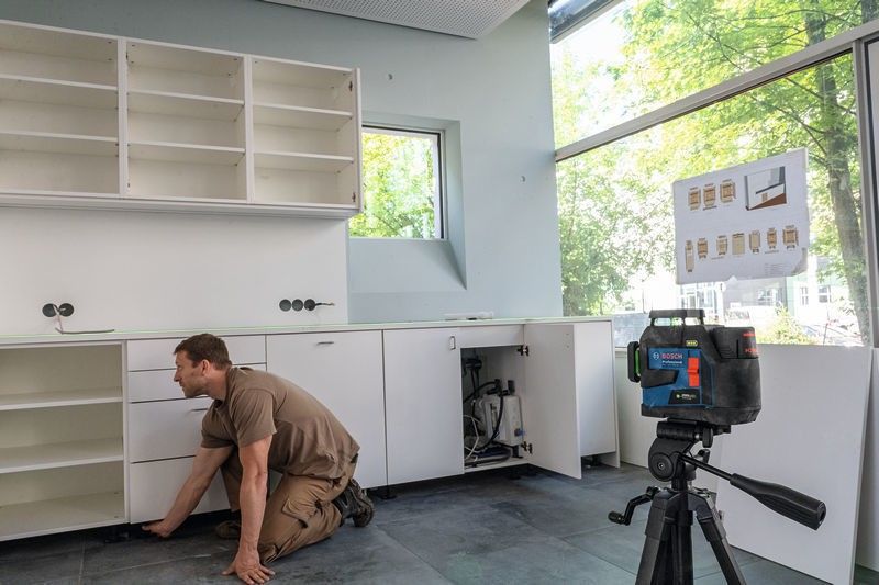 Bosch GLL 12V-100-33 CG Kors-/Linjelaser 12V 4xAA Grön