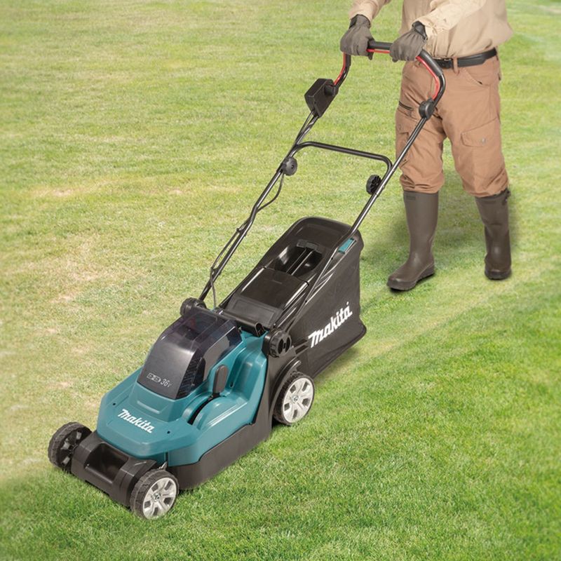 Makita DLM382Z Gräsklippare batteridriven 18V 38cm (utan batterier)