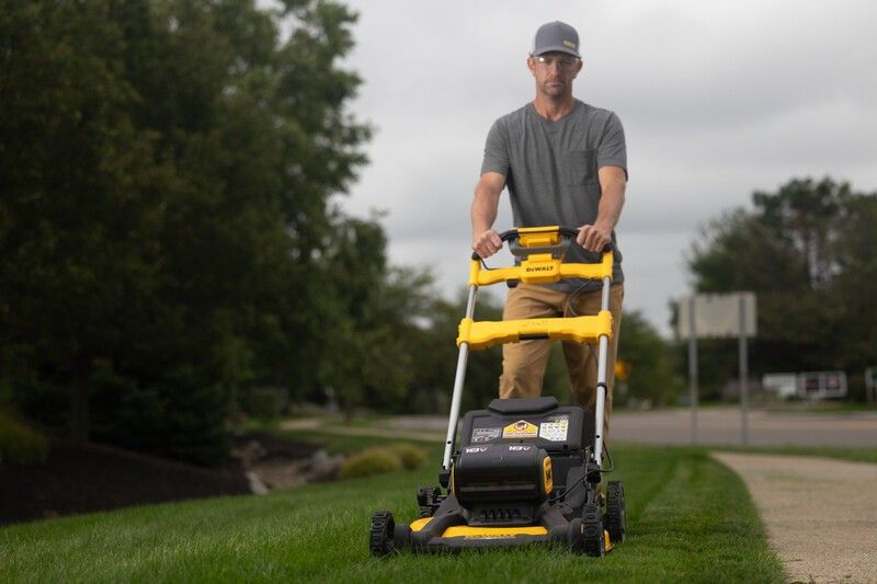 DeWalt DCMWSP156N Gräsklippare 2x18V XR Självdrivande (utan batterier)