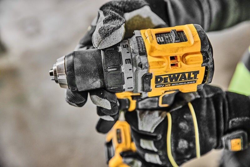 DeWalt DCD800N Skruvdragare 18V XR (utan batteri)