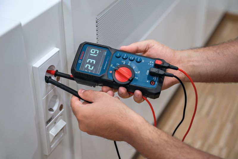 Bosch GDM 600-15 Digital Multimeter True RMS