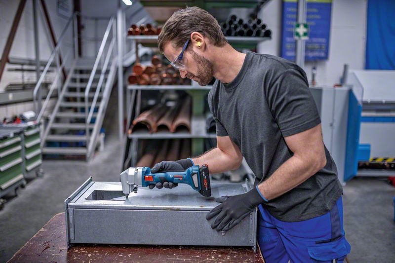 Bosch GNA 18V-16 E Nibblare 18V (utan batterier)