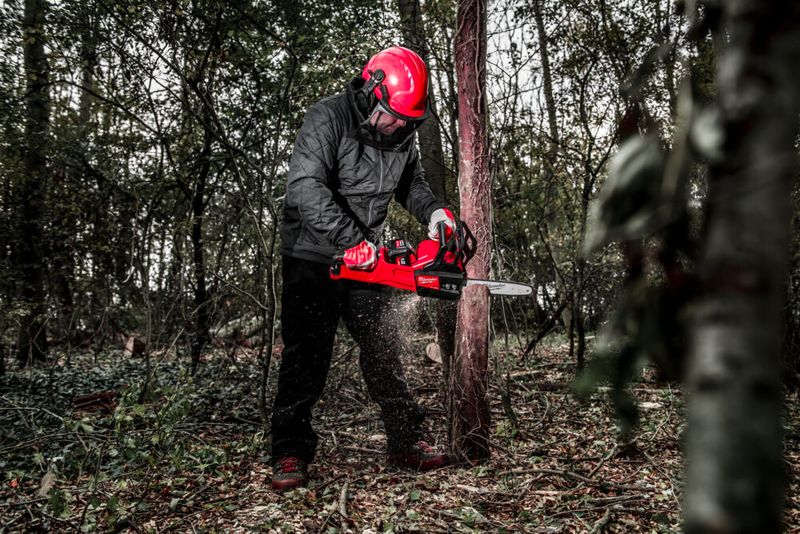 Milwaukee M18 FCHSC-121 Kedjesåg 18V 40cm (1x12,0ah)