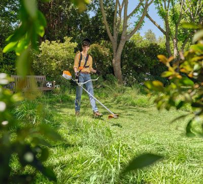 Stihl FSA 80 Grästrimmer 36V inkl. gräsklinga (utan batterier)
