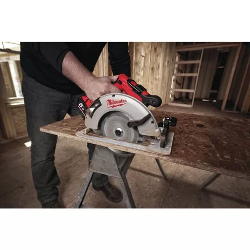 Milwaukee M18 BLCS66-502X Cirkelsåg 190mm 18V Kolborstfri (2x5,0ah)