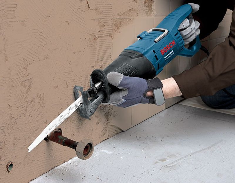 Bosch GSA 1100 E Tigersåg (1100W)