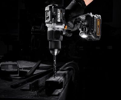 DeWalt DCD85ME2GT Slagborrmaskin Powerstack Mclaren limited edition (2x1,7ah)