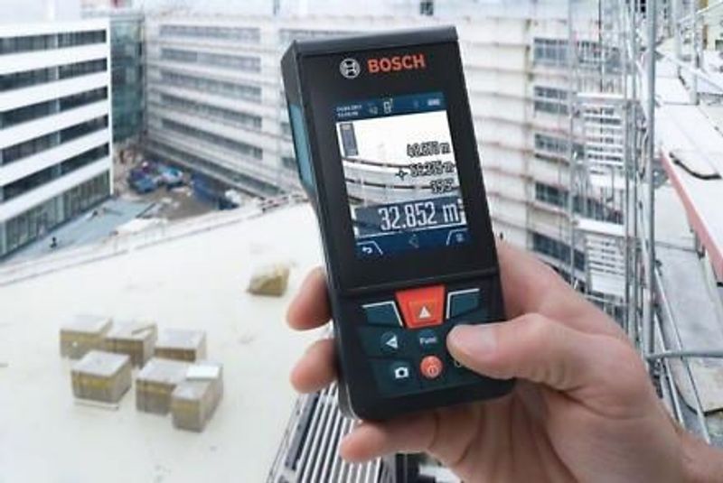 Bosch GLM 120 C Avståndsmätare ->120m + Stativ BT 150