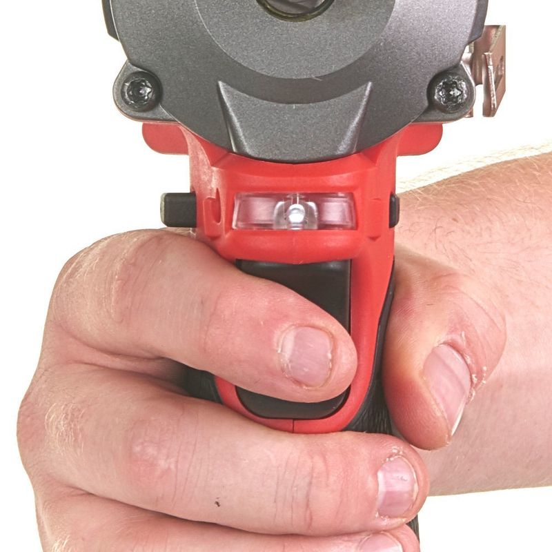 Milwaukee M12 FIW38-0 Muttedragare 12V 3/8" (Utan batterier)