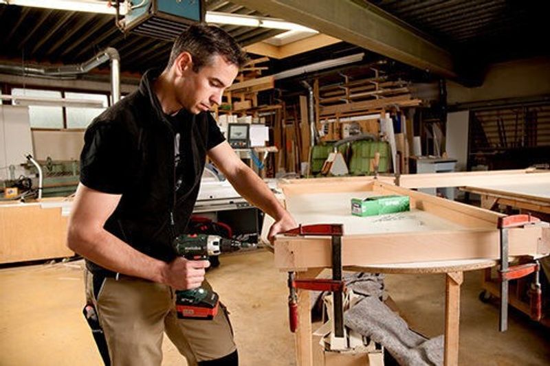 Metabo BS 18 LT Borr-/Skruvdragare 18V (3x4,0ah)