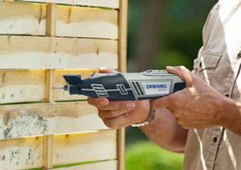 Dremel 8220 Multiverktyg 12V 2,0ah LI-ION tillbehör