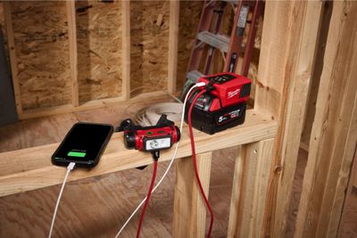 Milwaukee M18 TC tvåvägsladdare USB-C 100 W