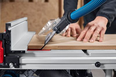 Bosch GTS 70-216 Bordssåg kompakt och exakt