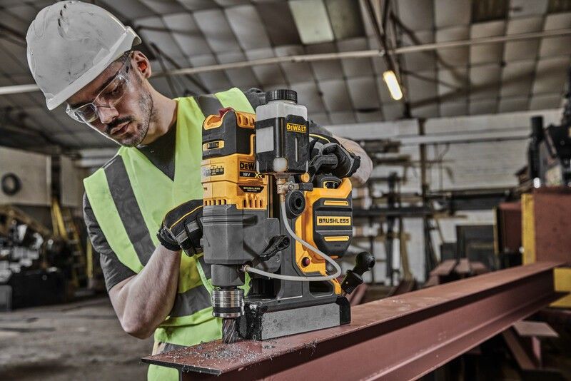 DeWalt DCD1623X2G Magnetborrmaskin 18V XR/54V FVA (2x9,0ah)