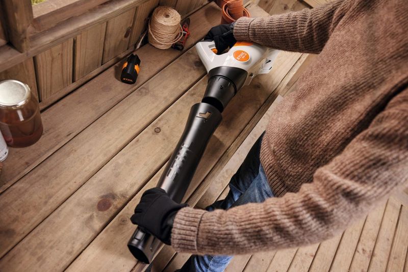 Stihl BGA 30 Batteridriven Blåsare 10,8V SET