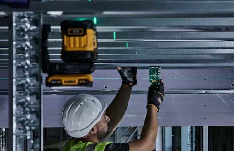 DeWalt DCLE34021N Krysslaser 18V XR Grön (utan batterier)