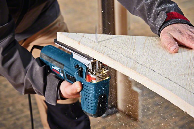 Bosch GST 160 CE Sticksåg 800W (L-Boxx)