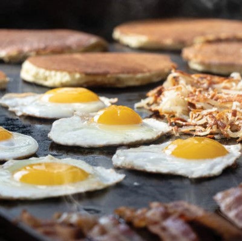Char-Griller Flat Iron™ Premium Gasolgrill / Griddle
