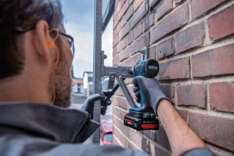 Bosch GDS18V-330H Mutterdragare 18V 1/2" i L-BOXX (2x5,0Ah)