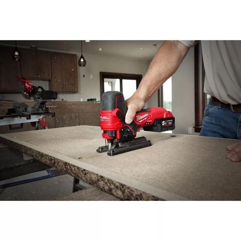 Milwaukee M18 FBJS-502X Sticksåg 18V Bodygrip (2x5,0ah)
