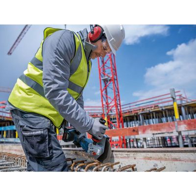 Bosch GWS 18V-180 P Vinkelslip 18V 180mm (utan batteri)